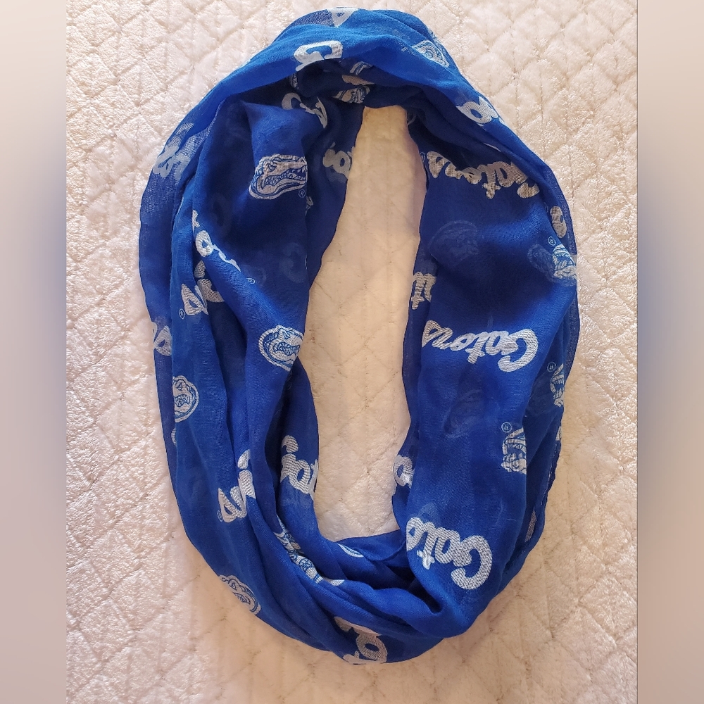 Florida Gators Football Blue & White Infinity Scarf Like New Condition (b1)